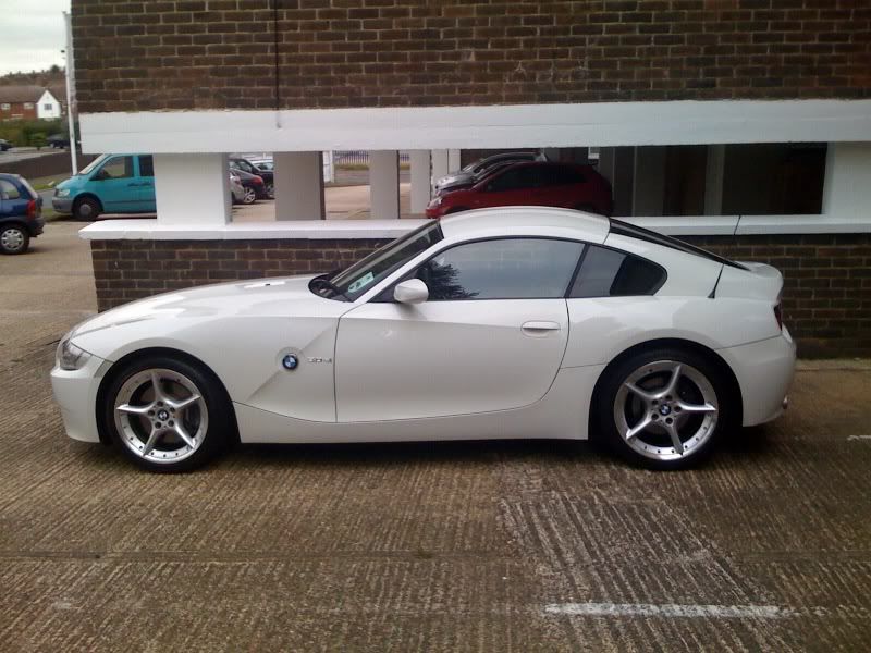 Hi here are a few pics of my new Z4 Coupe