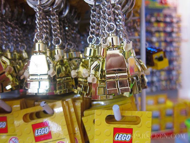 SGMY2013 LEGOLAND Malaysia Johor Bahru Theme Park LEGO minifigs keychain