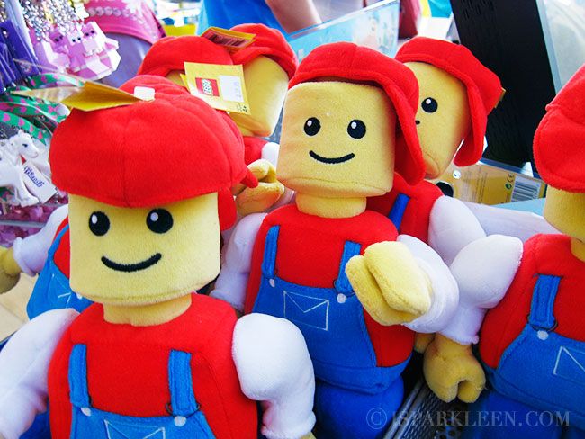 SGMY2013 LEGOLAND Malaysia Johor Bahru Theme Park LEGO minifigs plushies