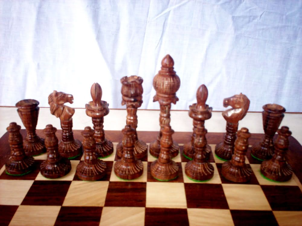 Gumat chess Set